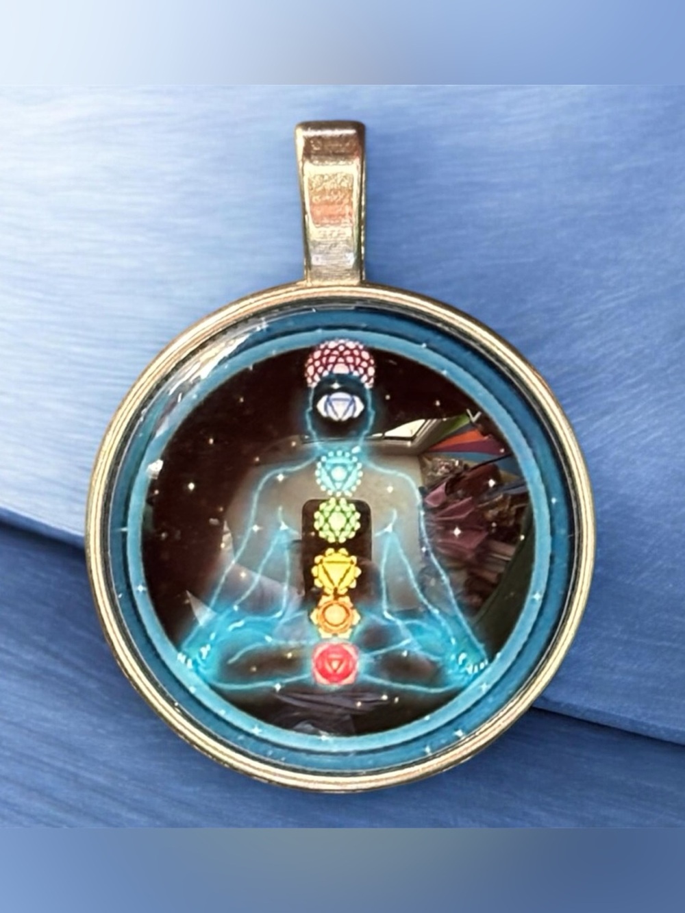 Chakra Meditation Pendant | Multicolor Spiritual Energy